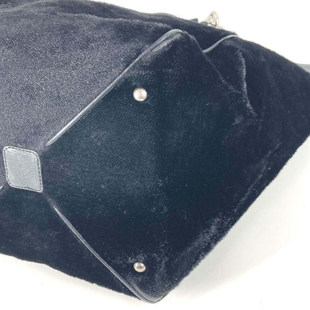 CHANEL Black Leather Logo Shoulder Bag - Picture 6 of 16
